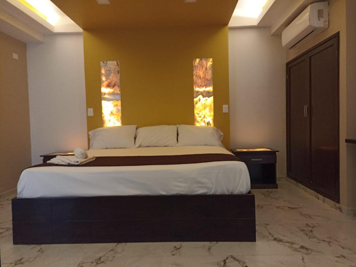 Framfor Inn Chetumal Exterior foto